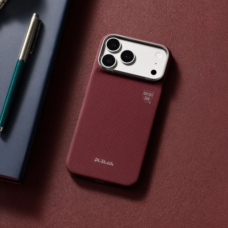 PITAKA's Harvard University Series Phone Case