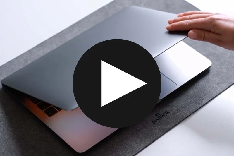 Microfibre Minimalist Desk Mat