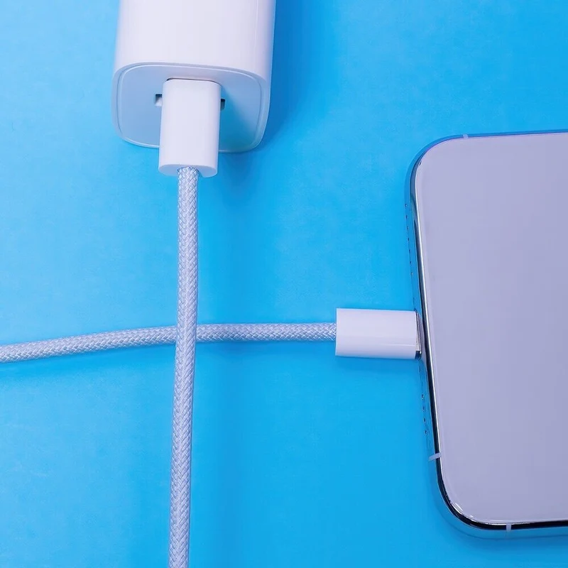 Maxlife MXUC-06 USB-C zu USB-C Kabel 1,0m Blau Nylon 20W