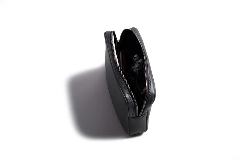Tech Dopp Kit