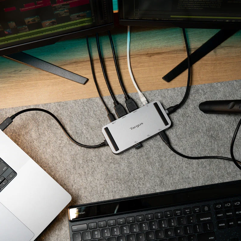 USB4 Dual Video Mobile Dock mit 140 W EPR Pass-Thru