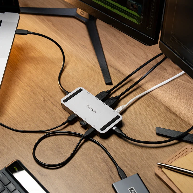 USB4 Dual Video Mobile Dock mit 140 W EPR Pass-Thru
