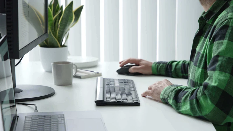 Nachhaltige Energiegewinnung EcoSmart™ Tastatur (Deutsch)