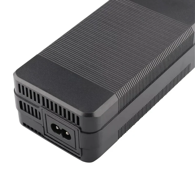 Chargeur de vélo électrique 58.8V 3A 5.5x2.5mm