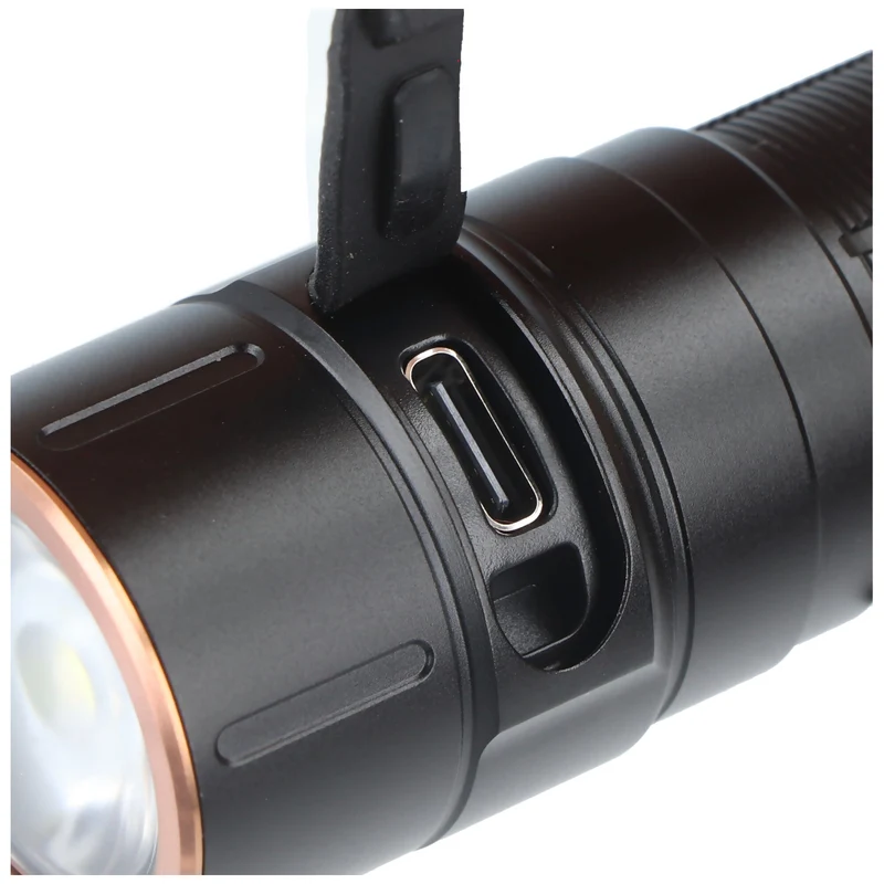 Fenix E28R LED-Taschenlampe mit USB-C Ladeanschluss, 1500 Lumen, inklusive ARB-L18-3400 Li-Ion Akku