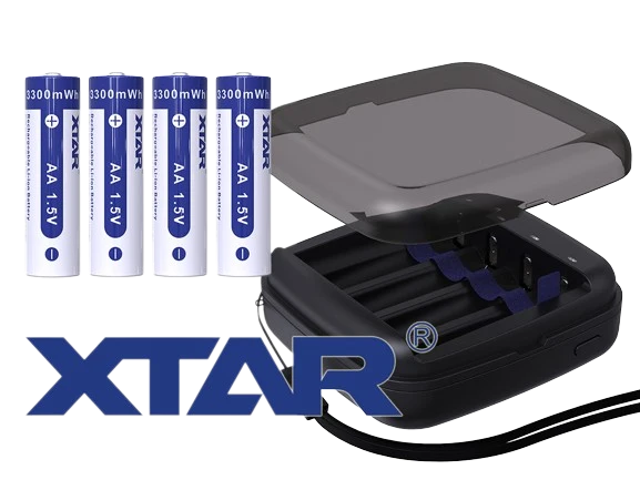 Xtar BC4 – Ladegerät + 4x AA (Mignon) LR6 1,5V Li-Ion Akkus