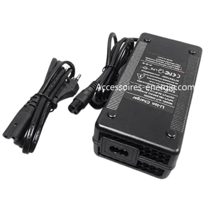 Chargeur Batterie Lithium 48V 54.6V 2A Connecteur XLR 3 Broches GX16 Trottinette Vélo Électrique