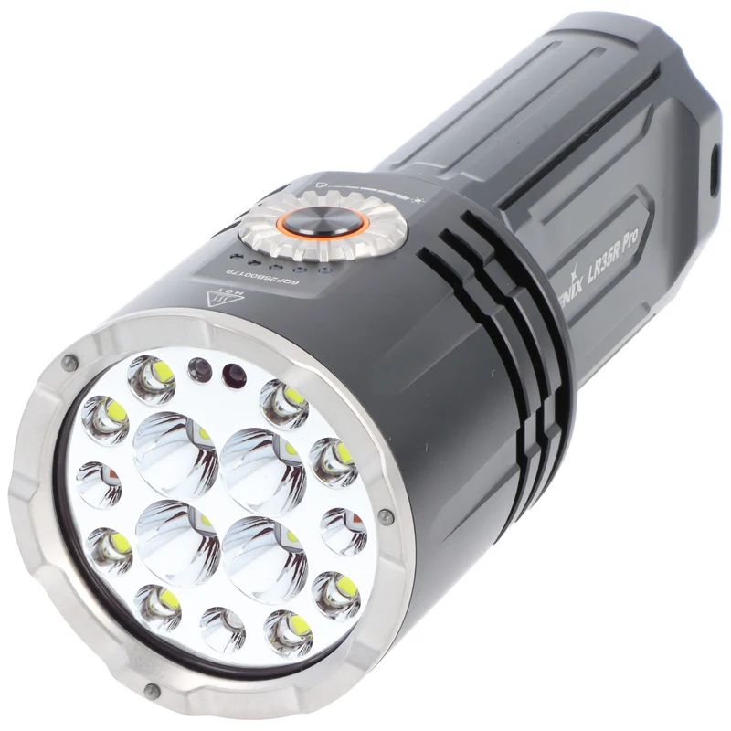 Fenix LR35R Pro LED-Suchscheinwerfer, drei Lichtquellen, 10.000 Lumen, 500 Meter Leuchtweite, inkl. Akkus