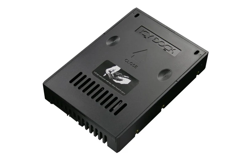 ICY DOCK 2.5 inch to 3.5 inch SATA HDD & SSD Mounting Kit for Internal 3.5 Drive Bay with Removable Cover | EZConvert Lite MB88