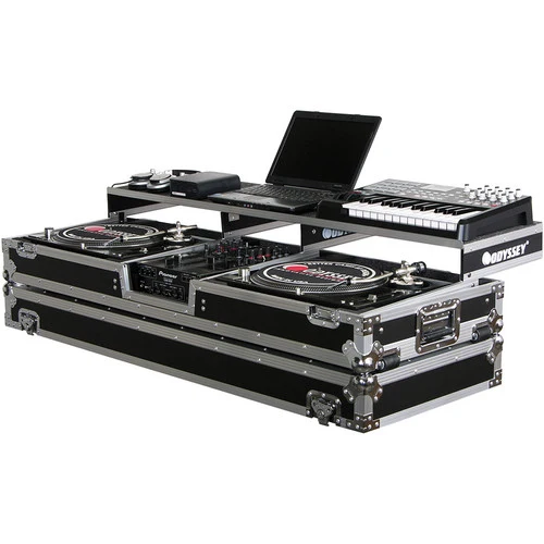 REMIXER GLIDE STYLE SERIES DJ COFFIN W/WHEELS FOR A 12 FORMAT DJ MIXER AND 2 TURNTABLES IN STANDARD POSITION