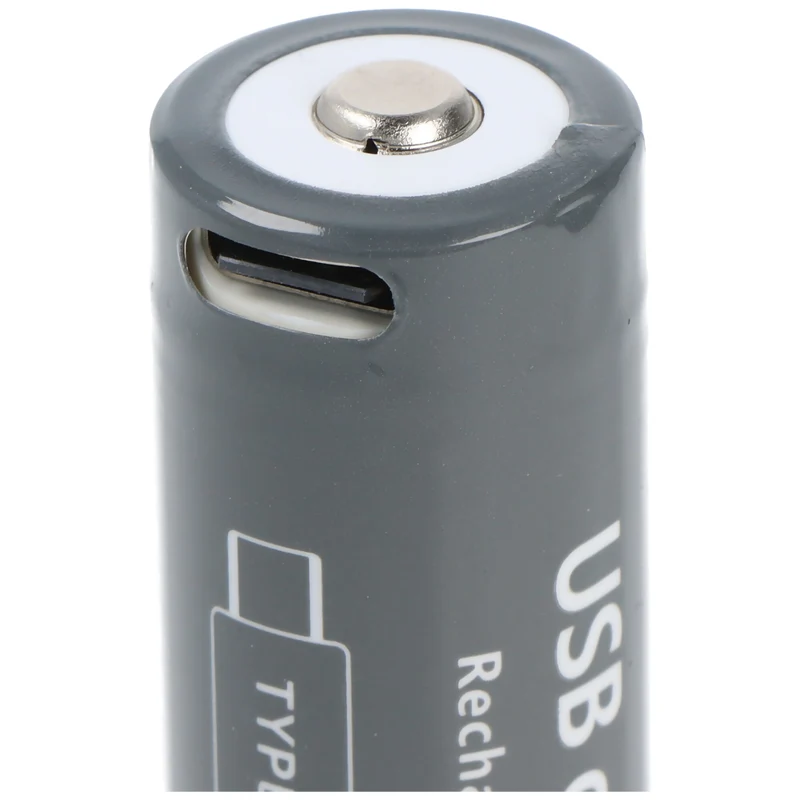 AccuCell 18650 Li-ion Akku, 3,7V, 2600mAh, mit USB-C Charging Port, ca. 71,1 x 18,5mm