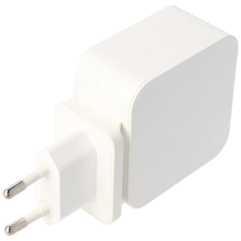 Xtar Type-C USB PD Netzteil mit USB-C Ausgang Buchse lädt QC2.0, QC3.0 und PD