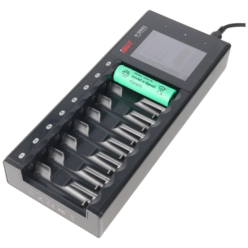 AccuCell 8fach Schnell-Ladegerät für AAA und AA Akku, lädt eneloop, Li-Ion, LiHV, LiFe, NiMH und NiZn Akkus