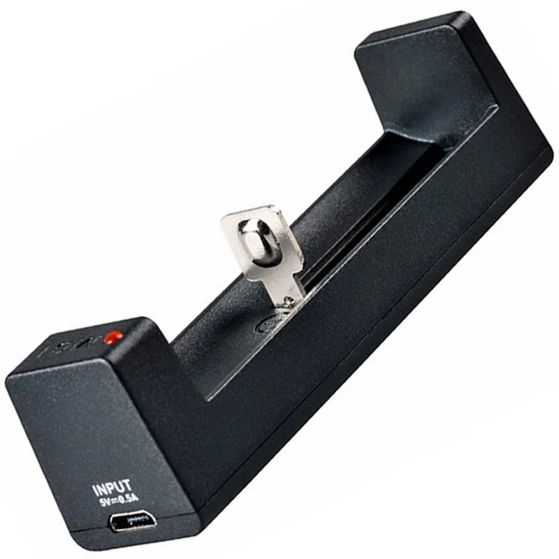 Xtar 1-Schacht USB-Schnellladegerät mit bis zu 1Ah Ladestrom