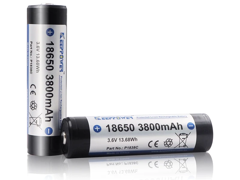 Keeppower 18650 - 3800mAh 3,6V - 3,7V Li-Ion-Akku geschützt (Pluspol erhöht) P1838C