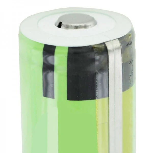 Xtar VC4 18650 Li-Ion Akku geschützt 3,7V 3400mAh und LCD-Schnell-Ladegerät