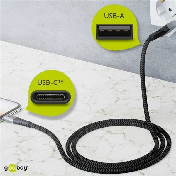 Goobay USB-C auf USB-A Textilkabel mit Metallsteckern, extra-robustes Verbindungskabel für Geräte mit USB-C Anschluss, optimierter Knickschutz