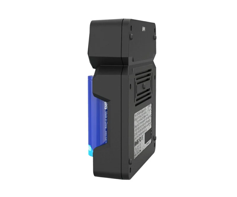 Xtar D4 – Vier-Schacht Ladegerät für Lithium Ionen Akkus mit integriertem Netzteil