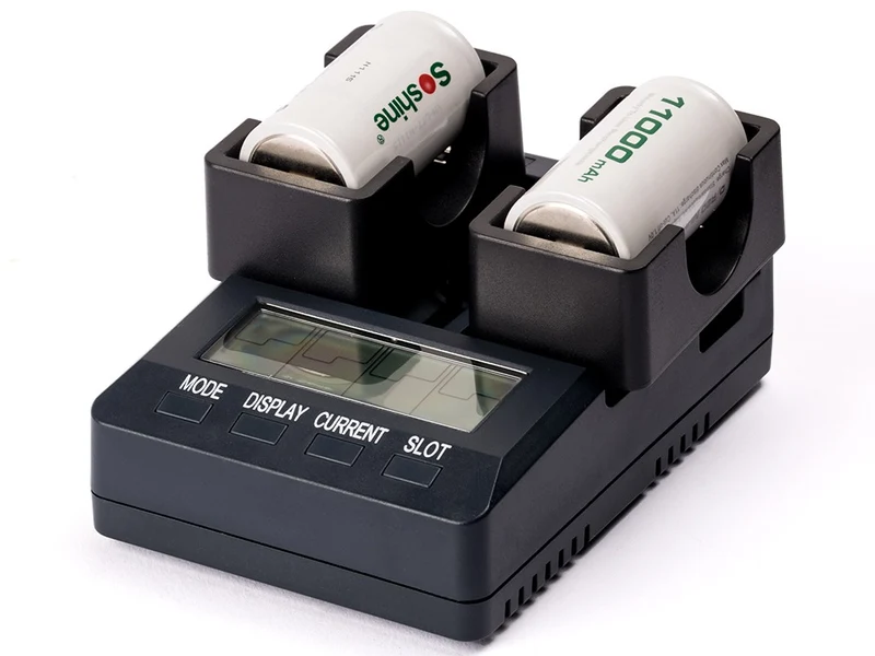Opus Ladegeräte Adapter für C (R14, LR14) und D (R20, LR20) Akkus