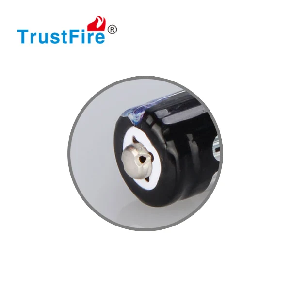 Trustfire 10440 - 300mAh 3,6V - 3,7V geschützte Li-Ionen-Zelle (Flame)