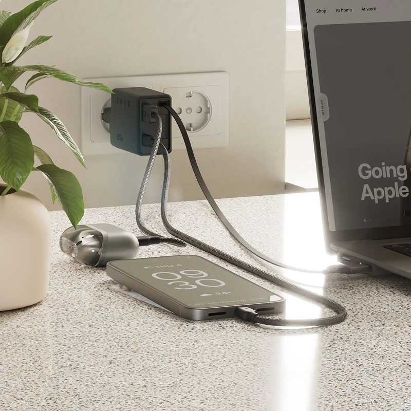 Retractable USB-C Power Adapter | 45-65W