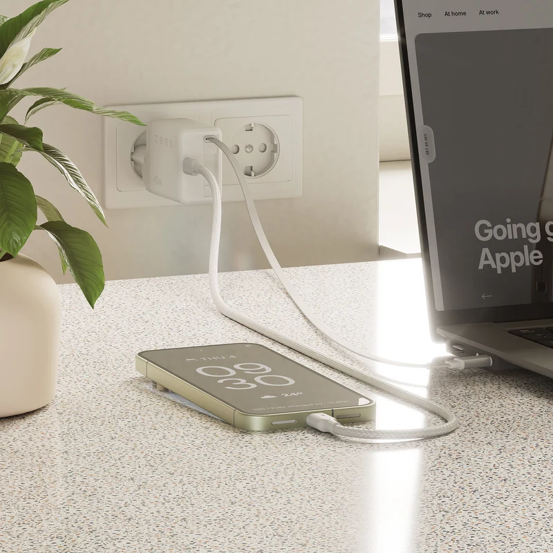 Retractable USB-C Power Adapter | 45-65W
