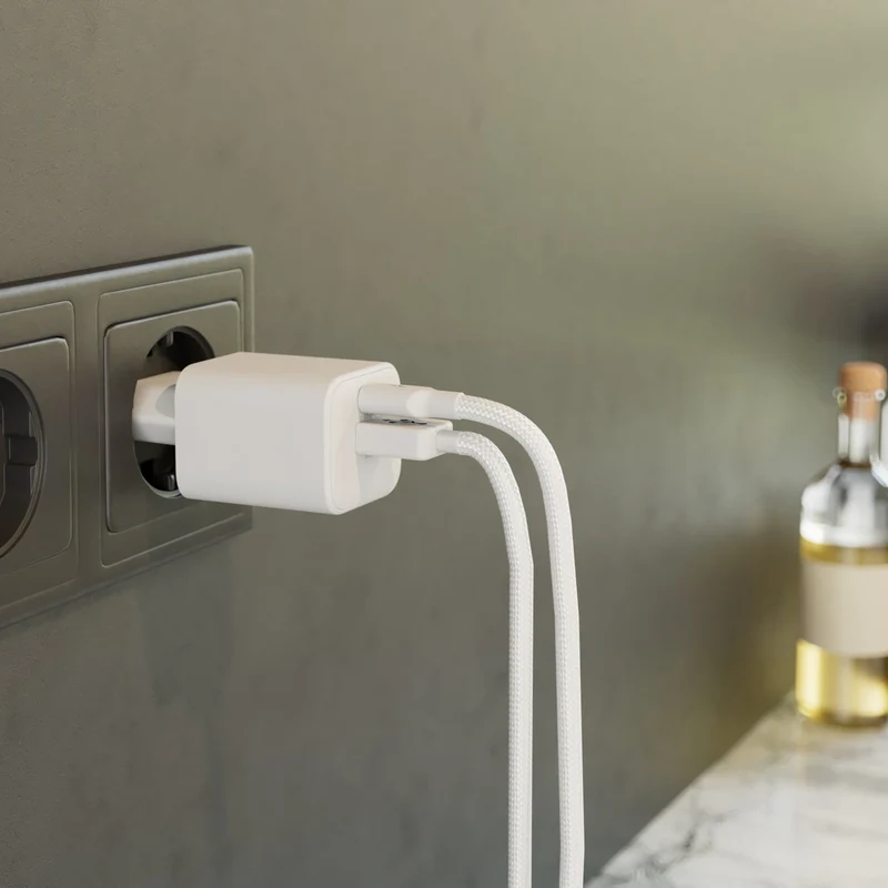 Compact USB-C Power Adapter (EU) | 30-100W