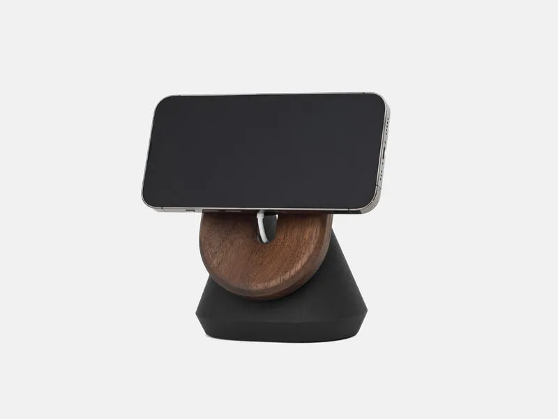 MagSafe iPhone Stand