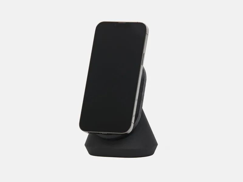 MagSafe iPhone Stand