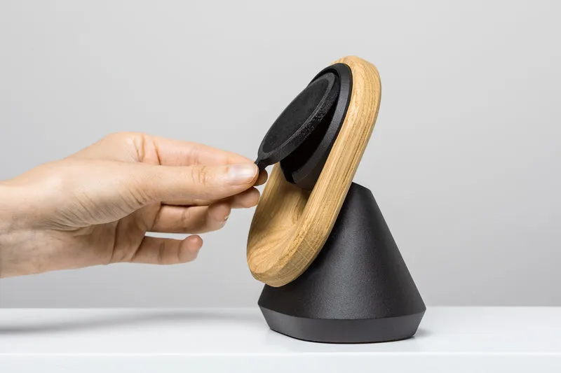 MagSafe iPhone Stand