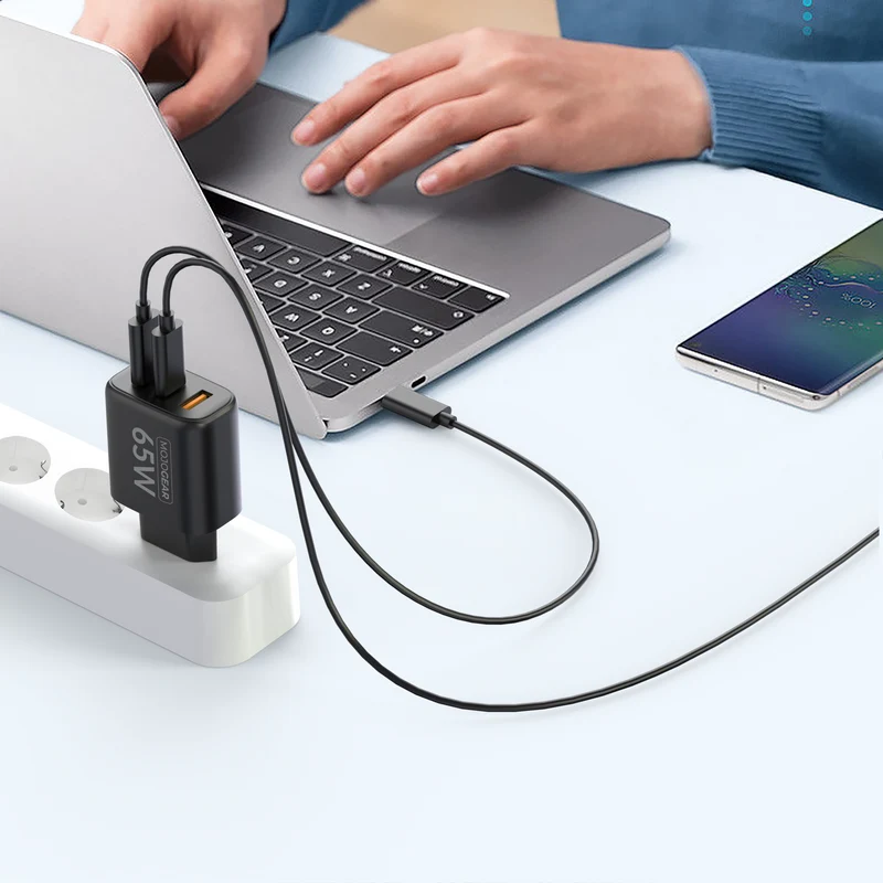 MOJOGEAR CHARGE+ 65W Schnellladegerät mit USB-auf-USB-C-Kabel 1,5 Meter | Passend für Samsung/iPhone 15/16