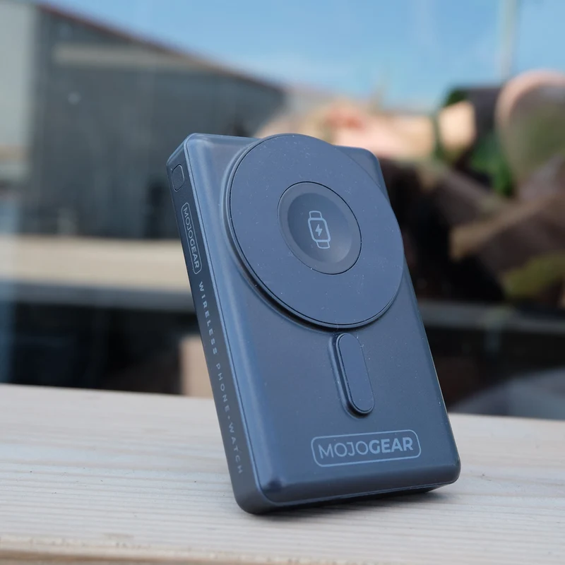 MOJOGEAR 3-in-1 Kabelloses Telefon+Uhr - MagSafe Powerbank 10.000 mAh