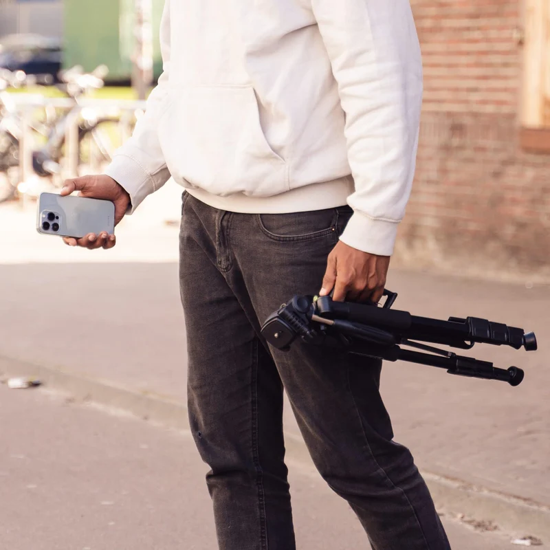 MOJOGEAR 140 cm Kamera- und Telefonstativ mit Premium-Telefonhalterung
