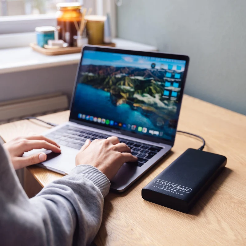 MOJOGEAR ULTRA 26.800 mAh 100 W Laptop-Powerbank