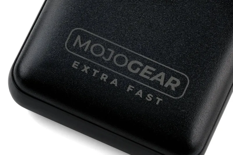 MOJOGEAR Schnellladeset für iPhone & iPad: 10.000 mAh MINI Extra Fast Power Bank + Lightning-auf-USB-C-Kabel